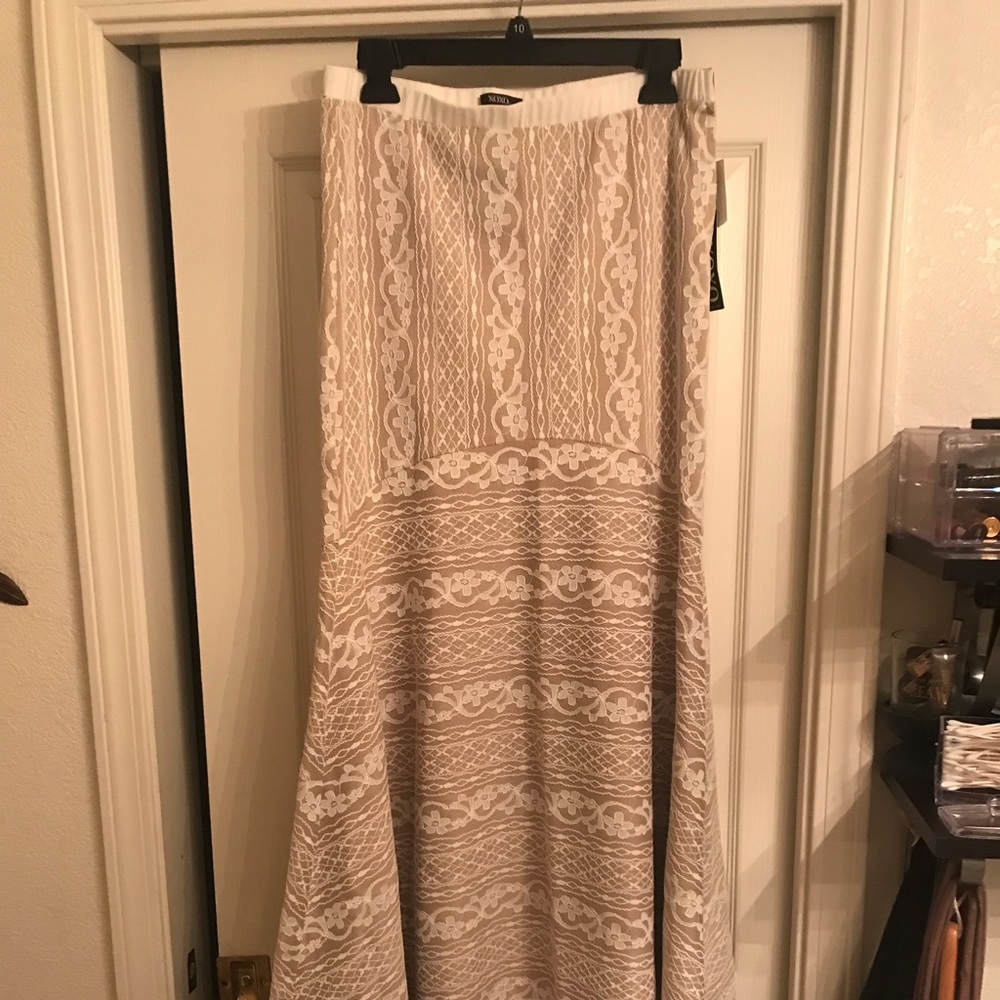 Lace maxi skirt